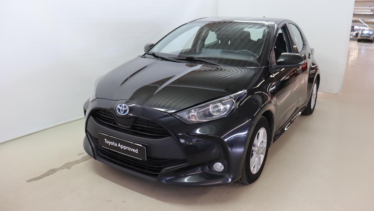 TOYOTA Yaris 2021