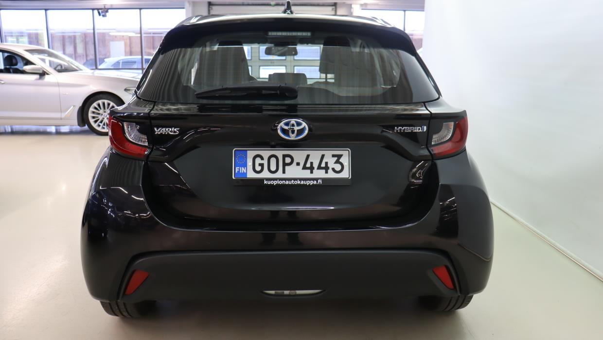 TOYOTA Yaris 2021