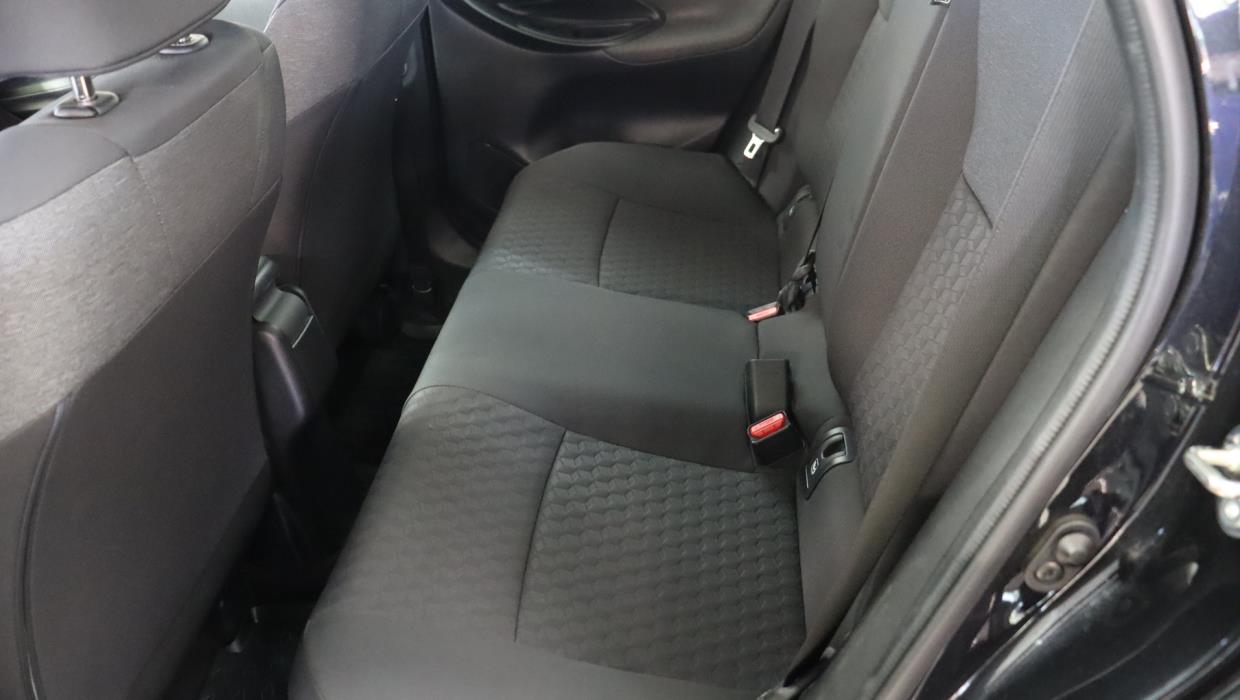 TOYOTA Yaris 2021