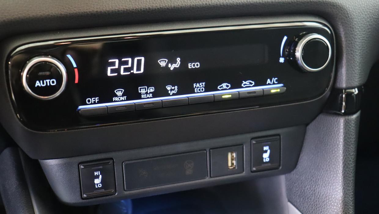 TOYOTA Yaris 2022