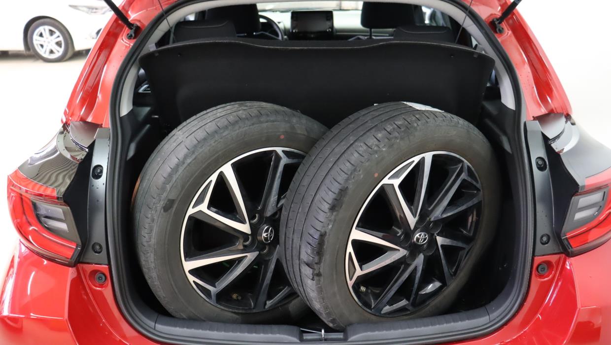 TOYOTA Yaris 2022