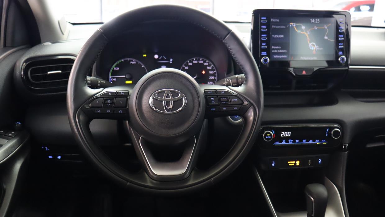 TOYOTA Yaris 2022