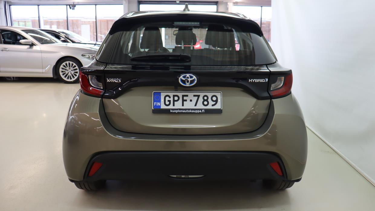 TOYOTA Yaris 2022