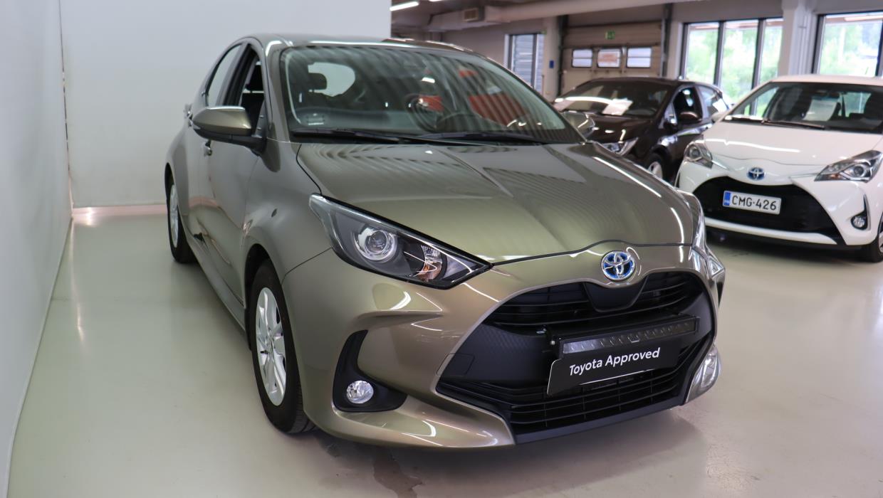 TOYOTA Yaris 2022