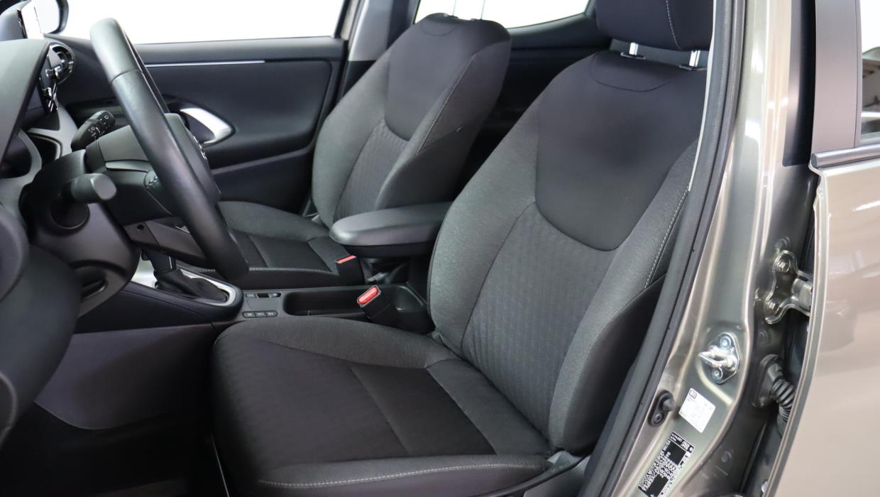 TOYOTA Yaris 2022