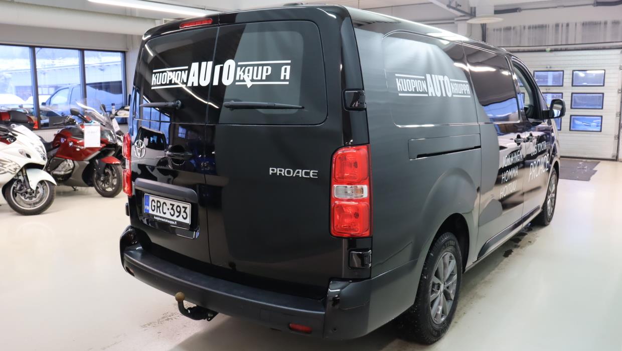 TOYOTA Proace 2025