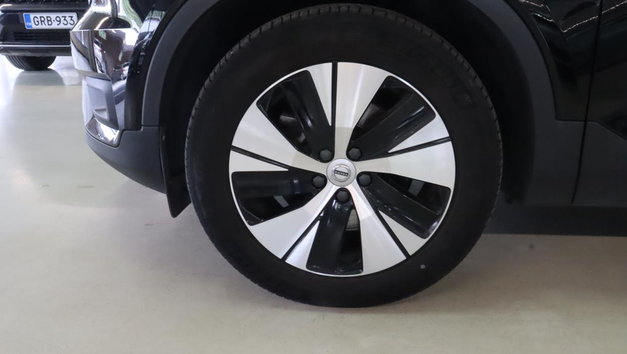 VOLVO XC40 2021