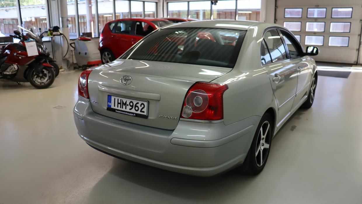 TOYOTA Avensis 2008