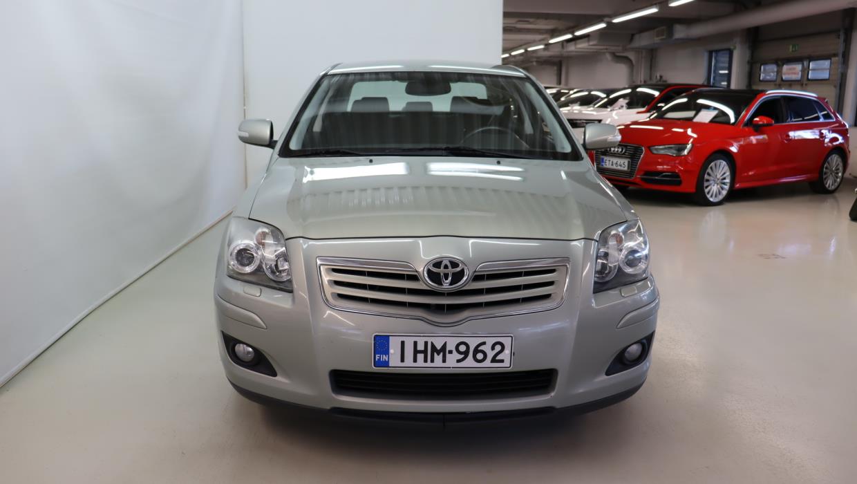 TOYOTA Avensis 2008