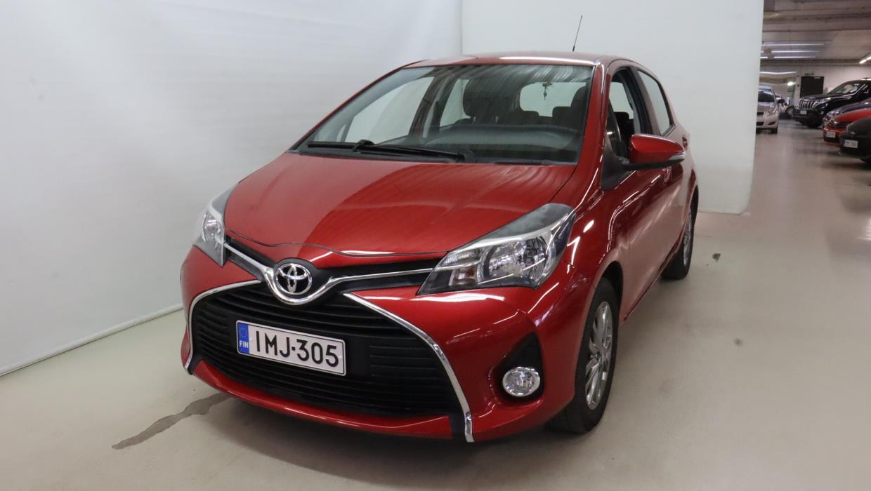TOYOTA Yaris 2016