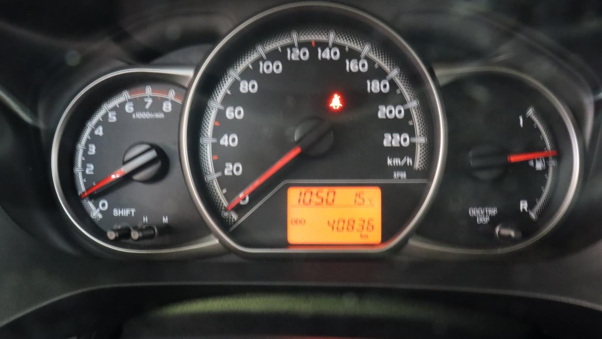 TOYOTA Yaris 2016