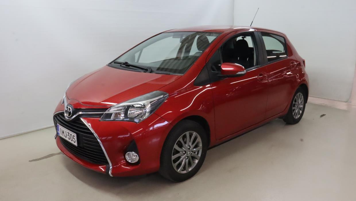 TOYOTA Yaris 2016
