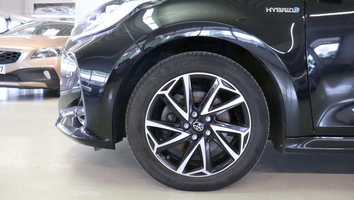 TOYOTA Yaris 2020