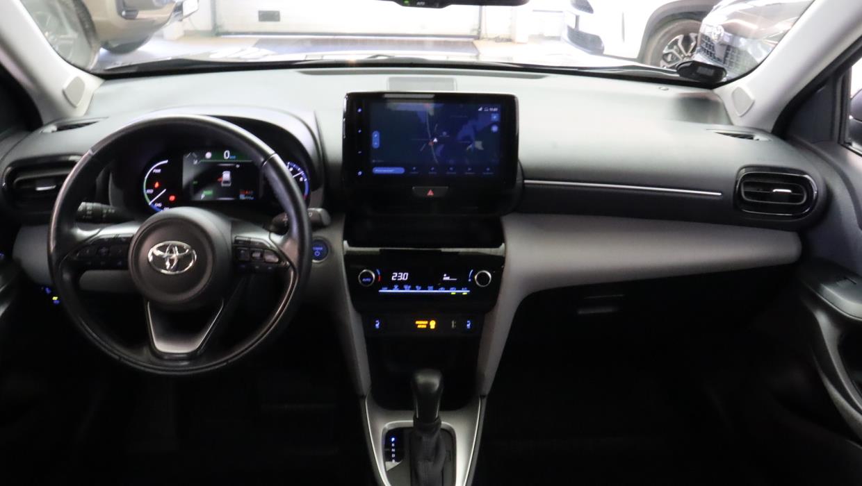 TOYOTA Yaris Cross 2022