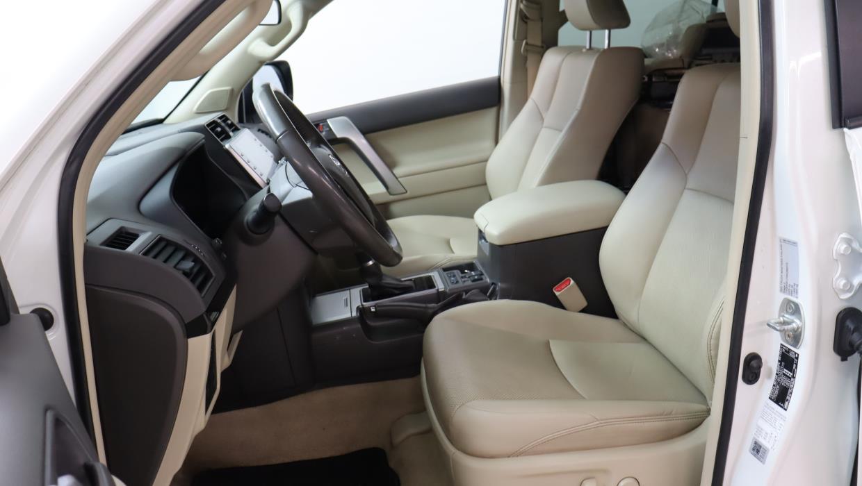 TOYOTA Land Cruiser 2022