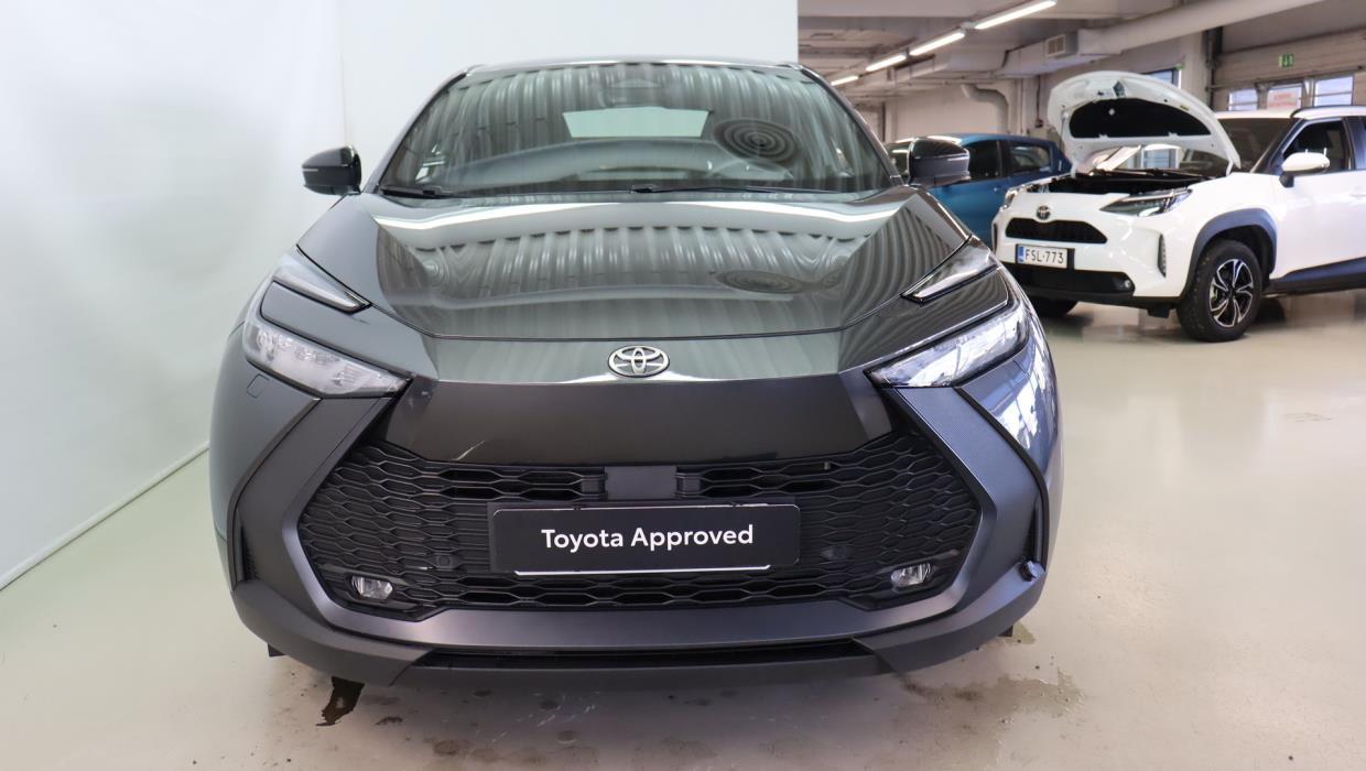 TOYOTA C-HR 2025
