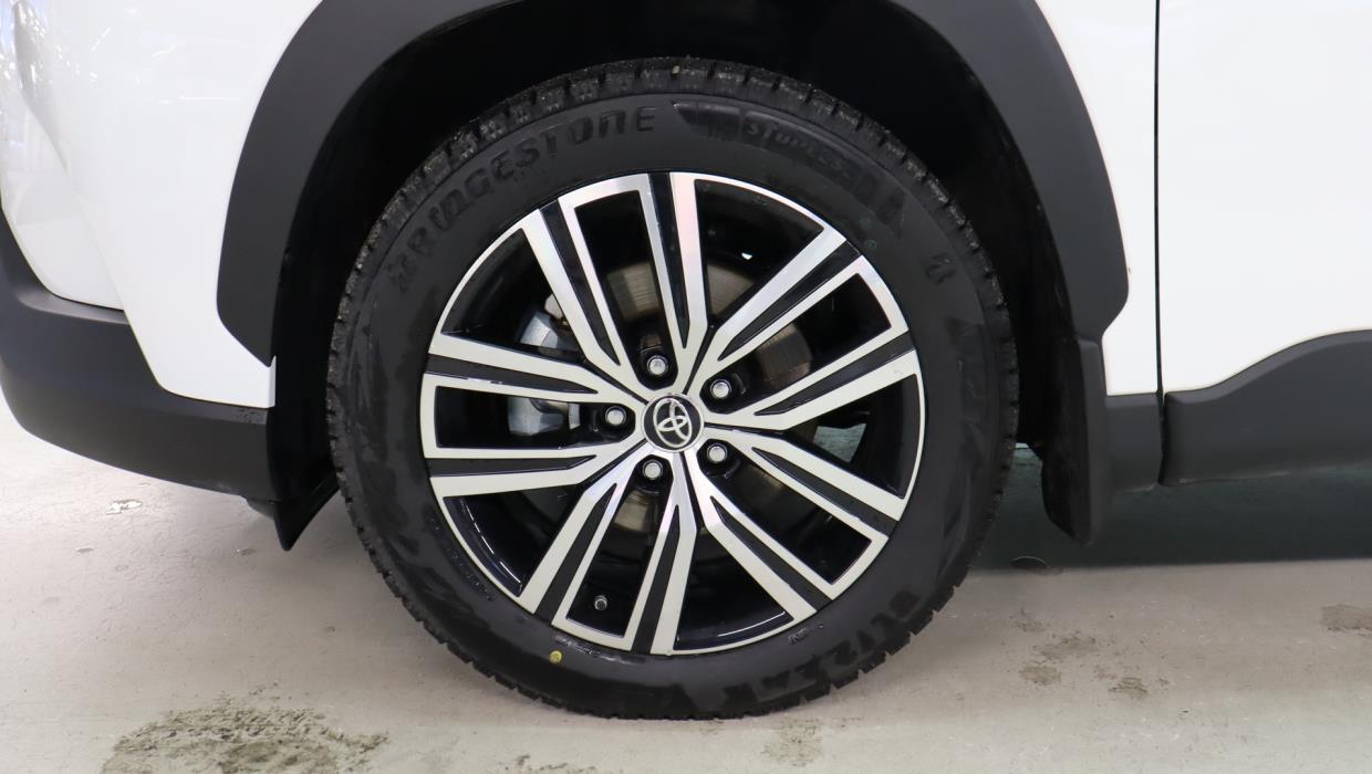 TOYOTA Corolla Cross 2025