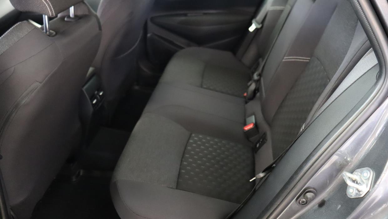 TOYOTA Corolla 2025