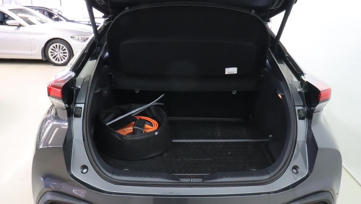 TOYOTA C-HR 2025