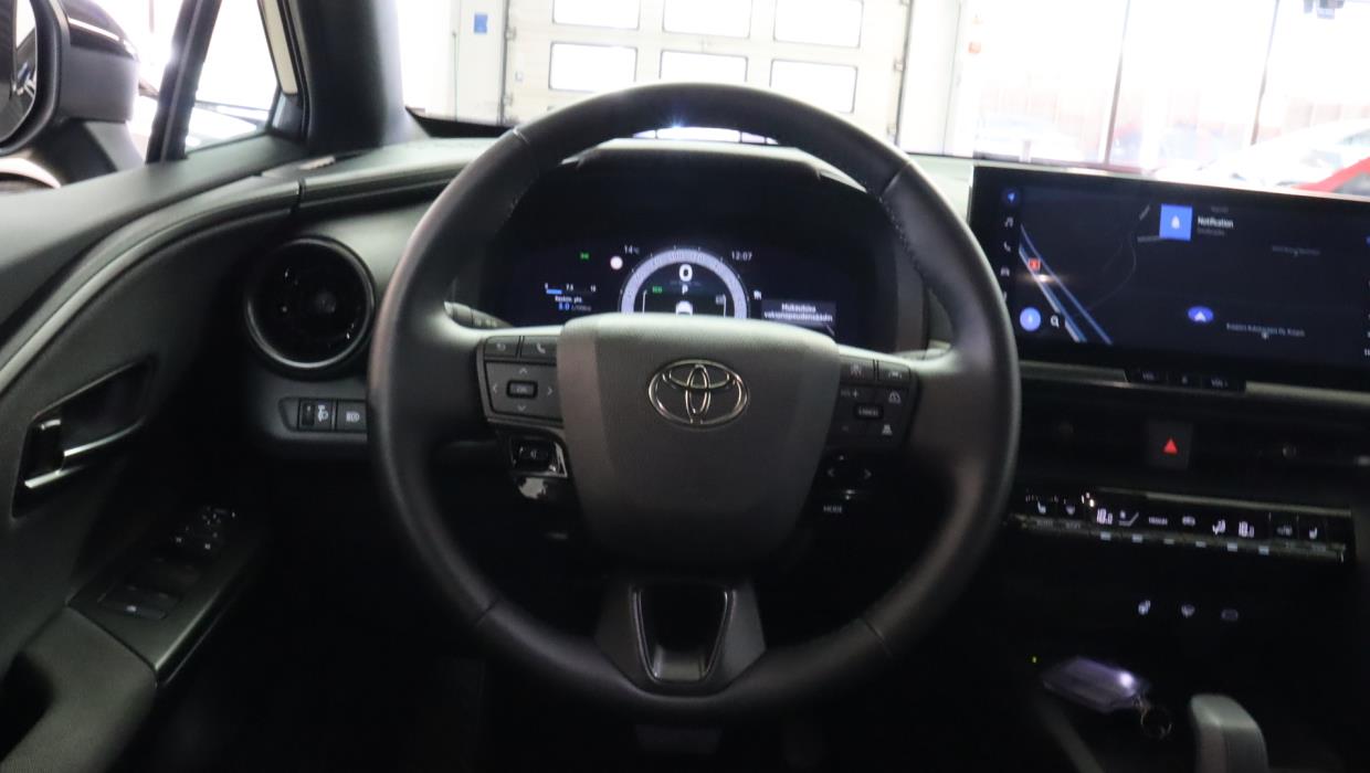 TOYOTA C-HR 2025