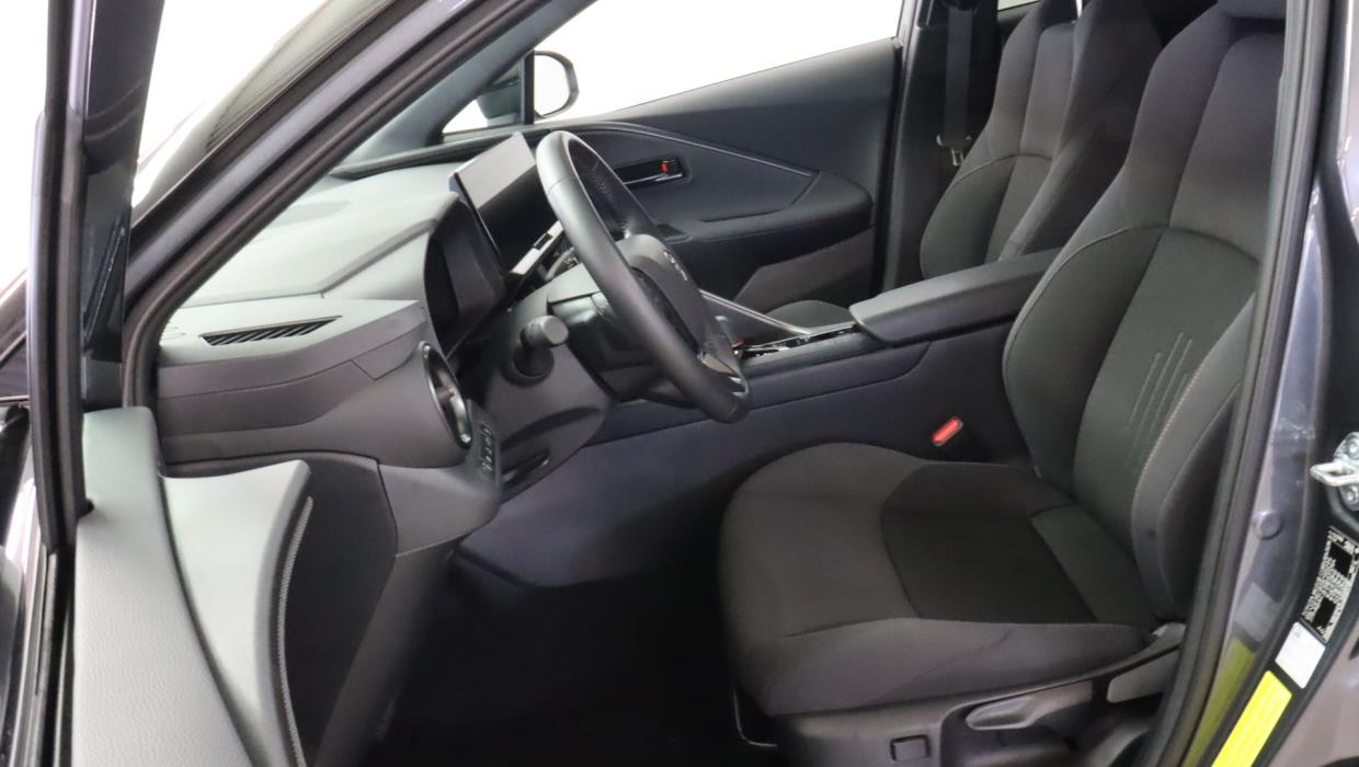 TOYOTA C-HR 2025
