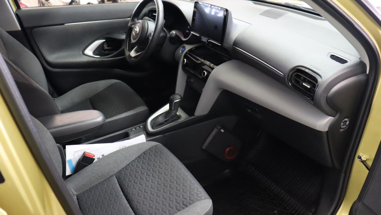 TOYOTA Yaris Cross 2022