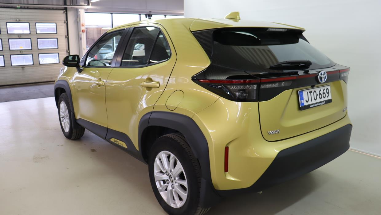 TOYOTA Yaris Cross 2022