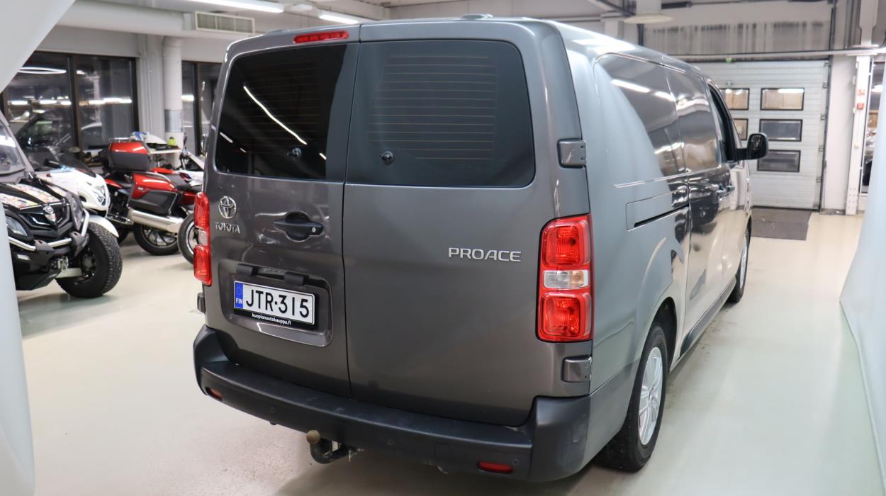 TOYOTA Proace 2022