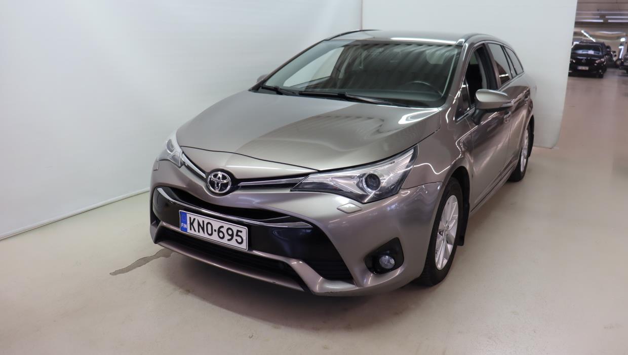 TOYOTA Avensis 2016