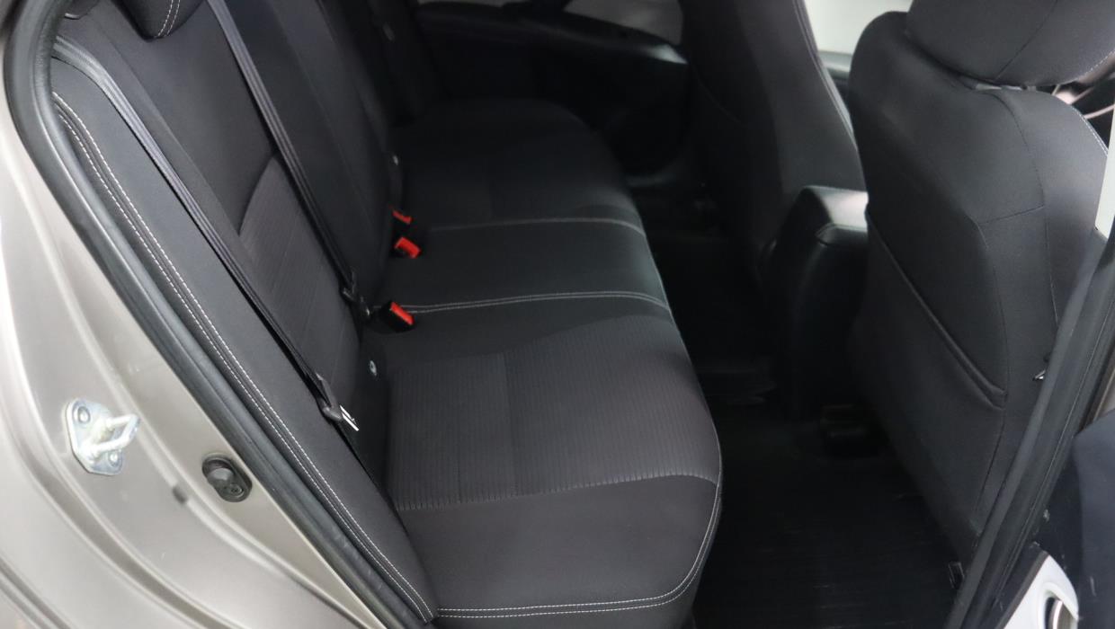 TOYOTA Avensis 2016