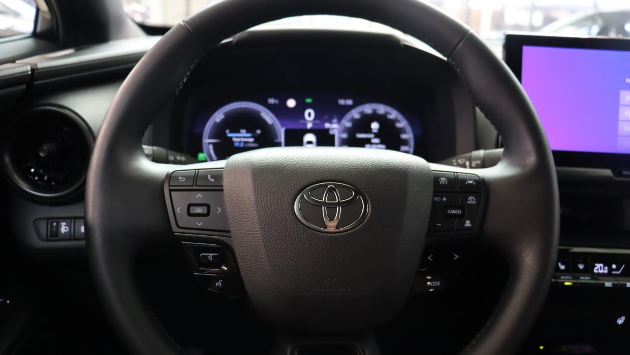 TOYOTA C-HR 2025