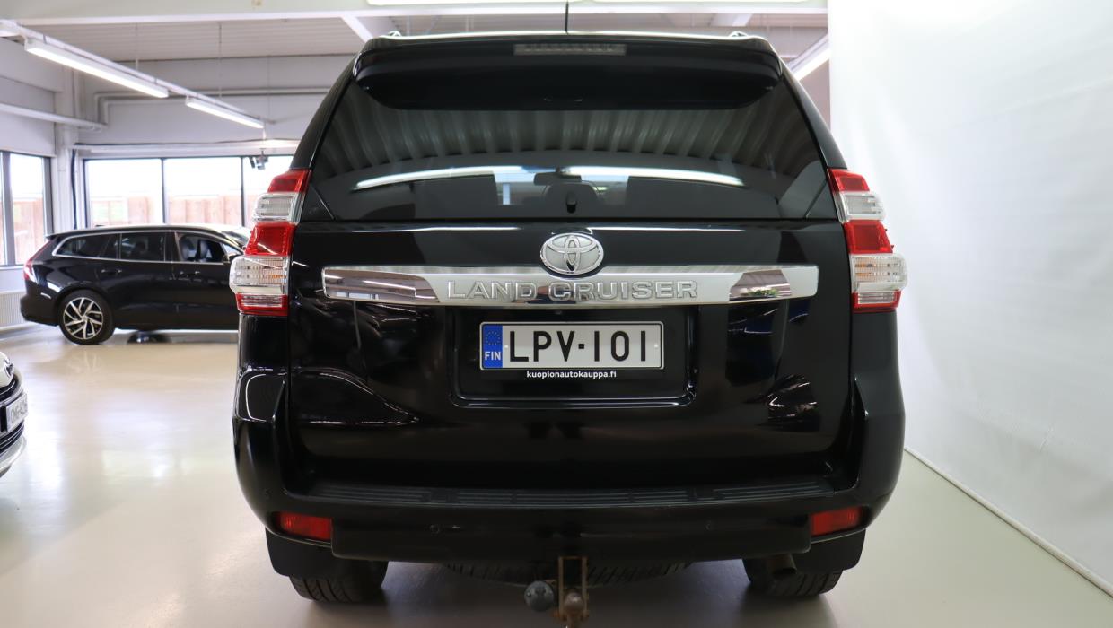 TOYOTA Land Cruiser 2017