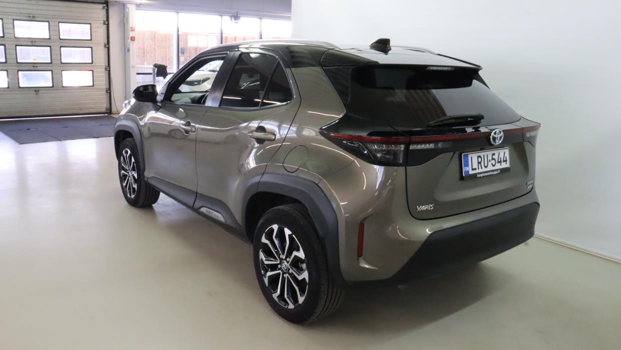 TOYOTA Yaris Cross 2022