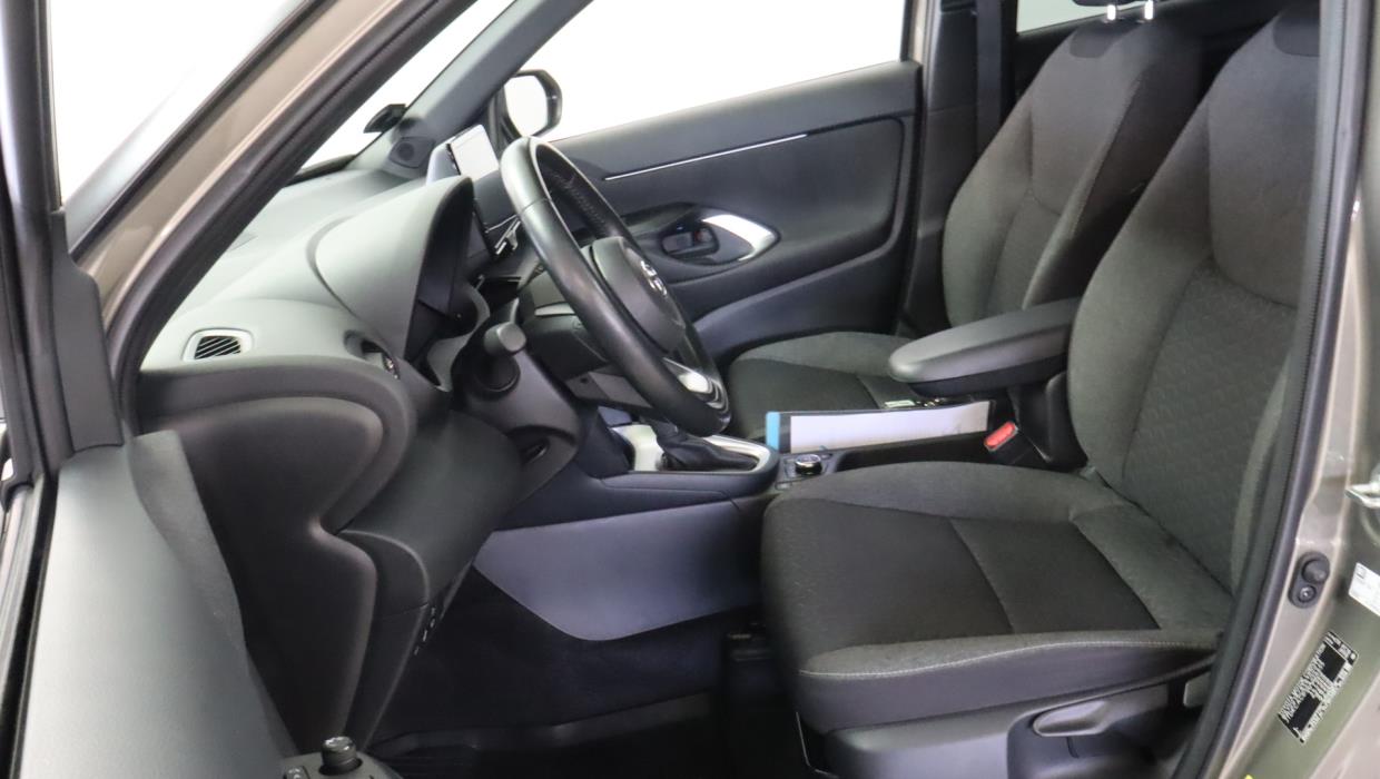 TOYOTA Yaris Cross 2022