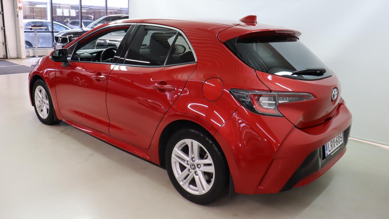 TOYOTA Corolla 2023