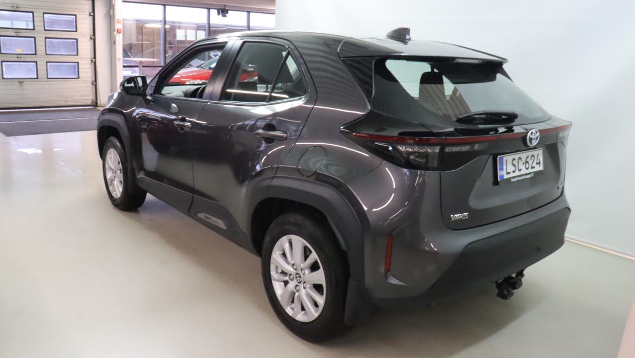 TOYOTA Yaris Cross 2023
