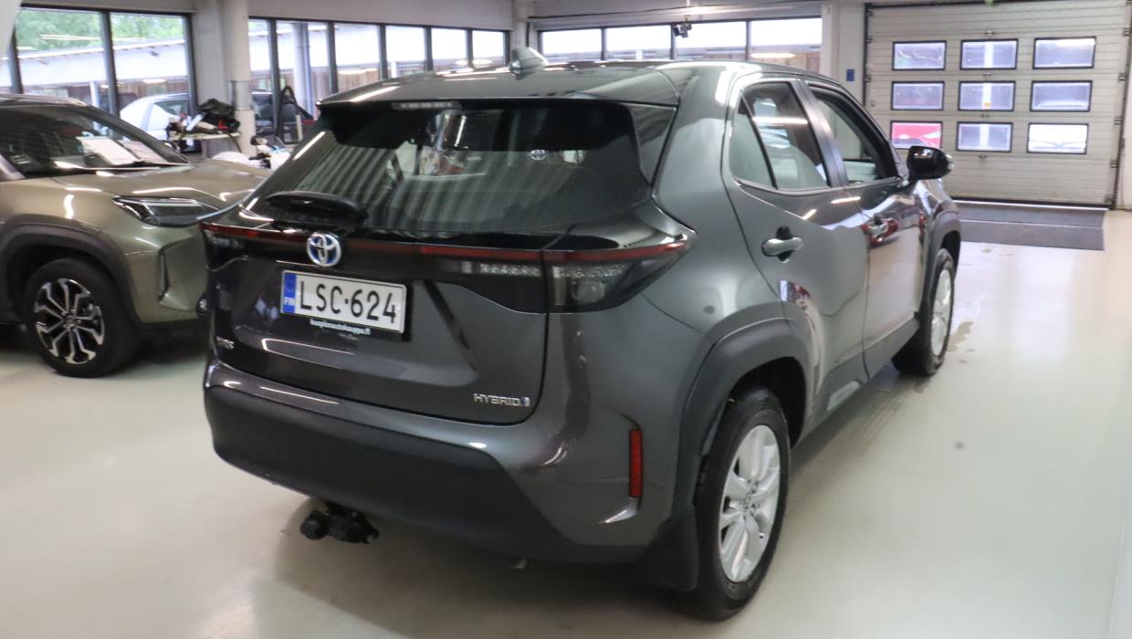 TOYOTA Yaris Cross 2023