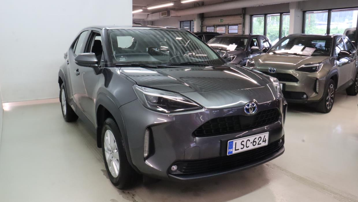 TOYOTA Yaris Cross 2023