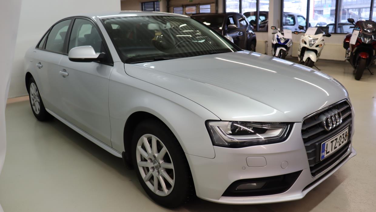 AUDI A4 2013