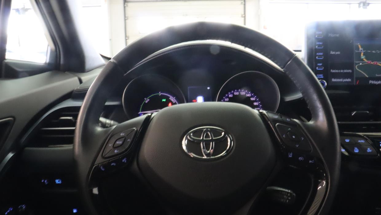 TOYOTA C-HR 2022