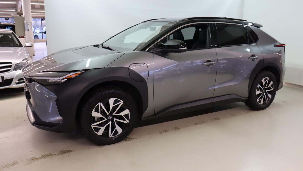 TOYOTA bZ4X 2023