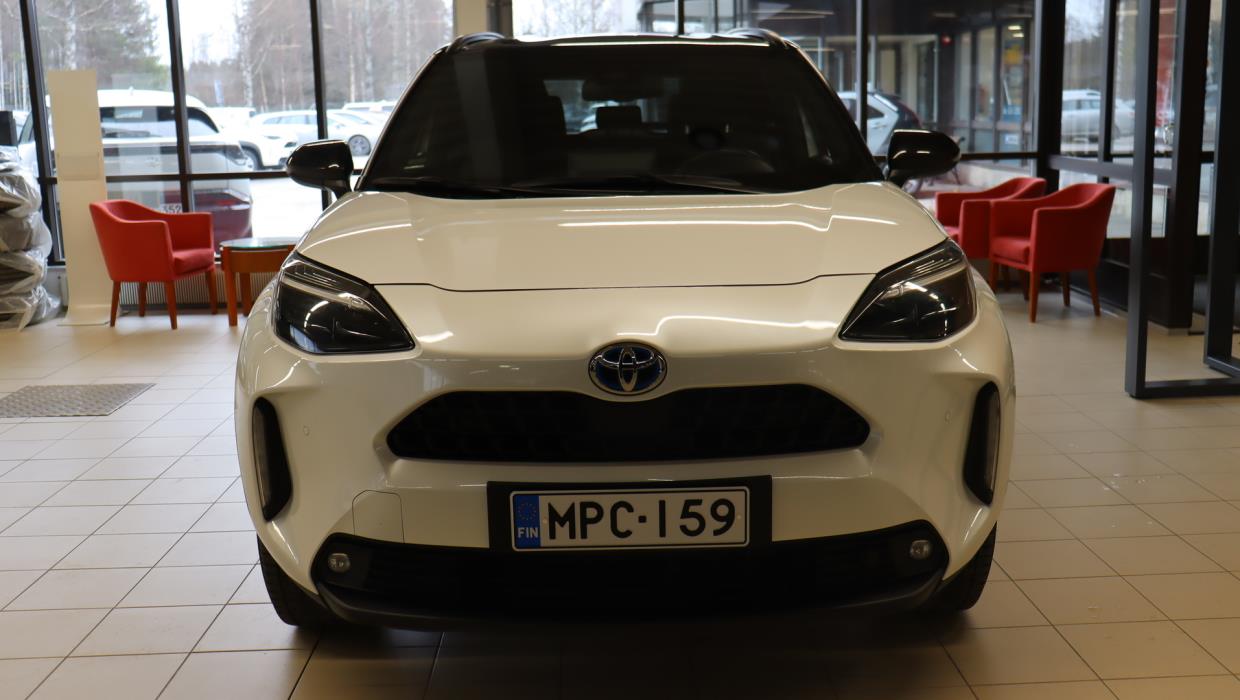 TOYOTA Yaris Cross 2023