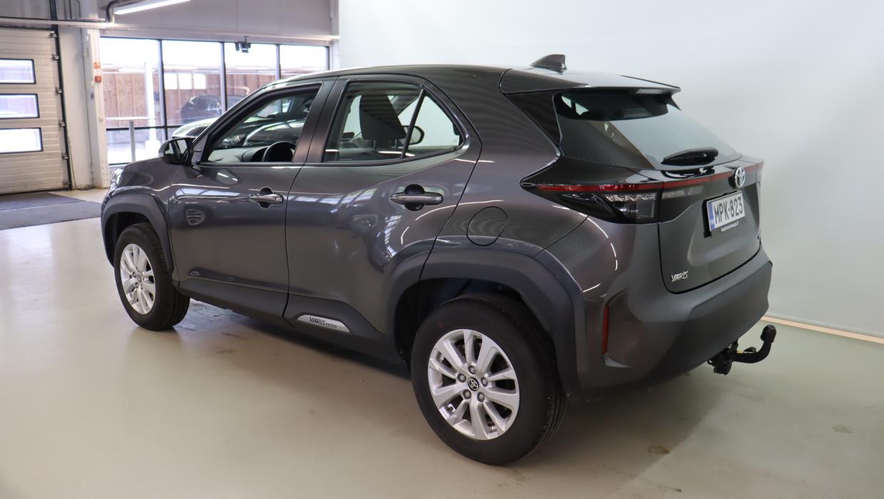 TOYOTA Yaris Cross 2023