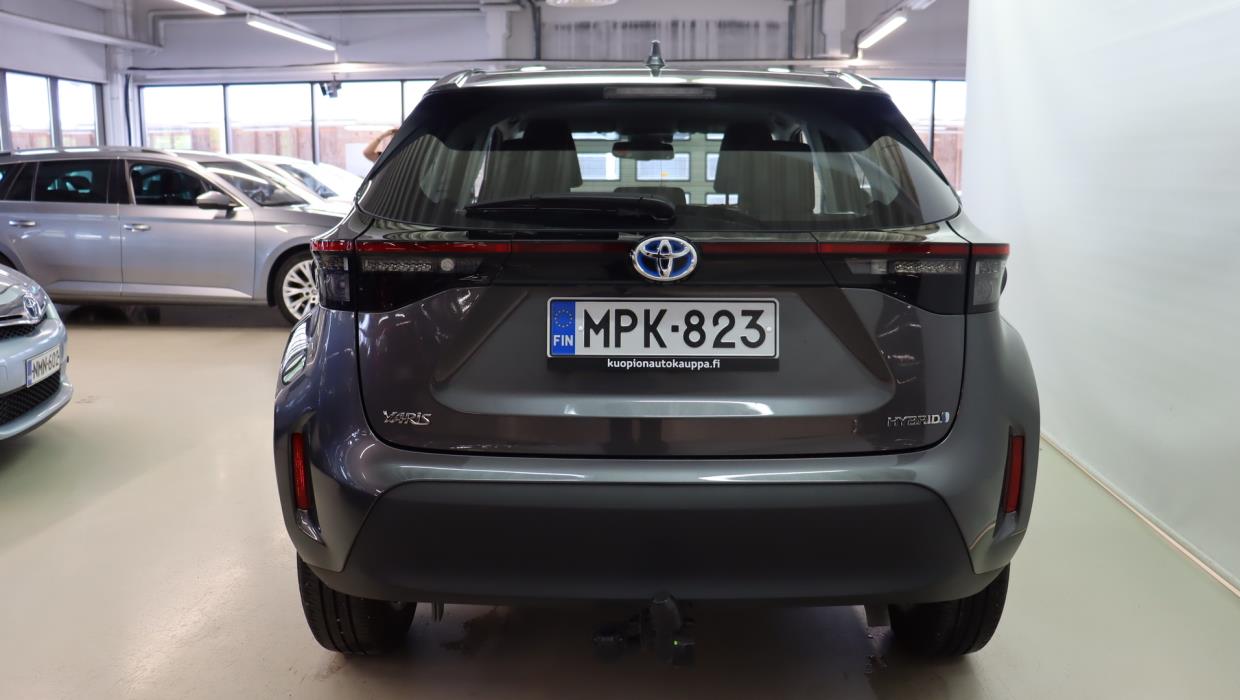 TOYOTA Yaris Cross 2023