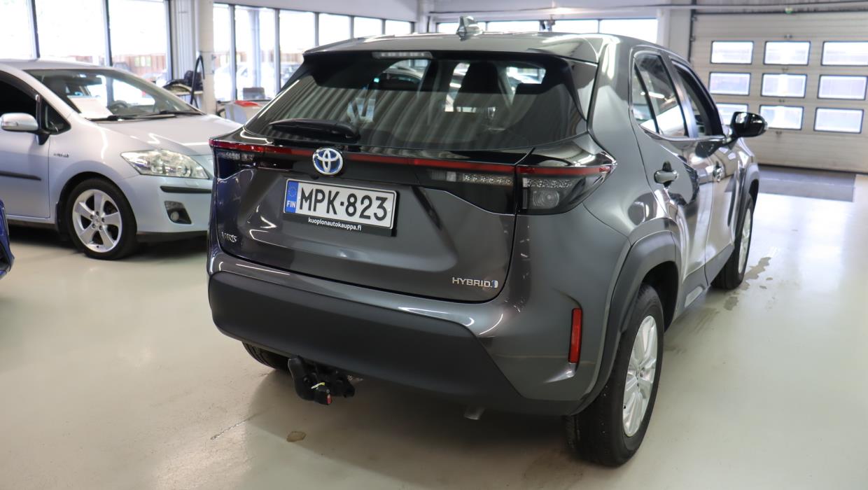 TOYOTA Yaris Cross 2023