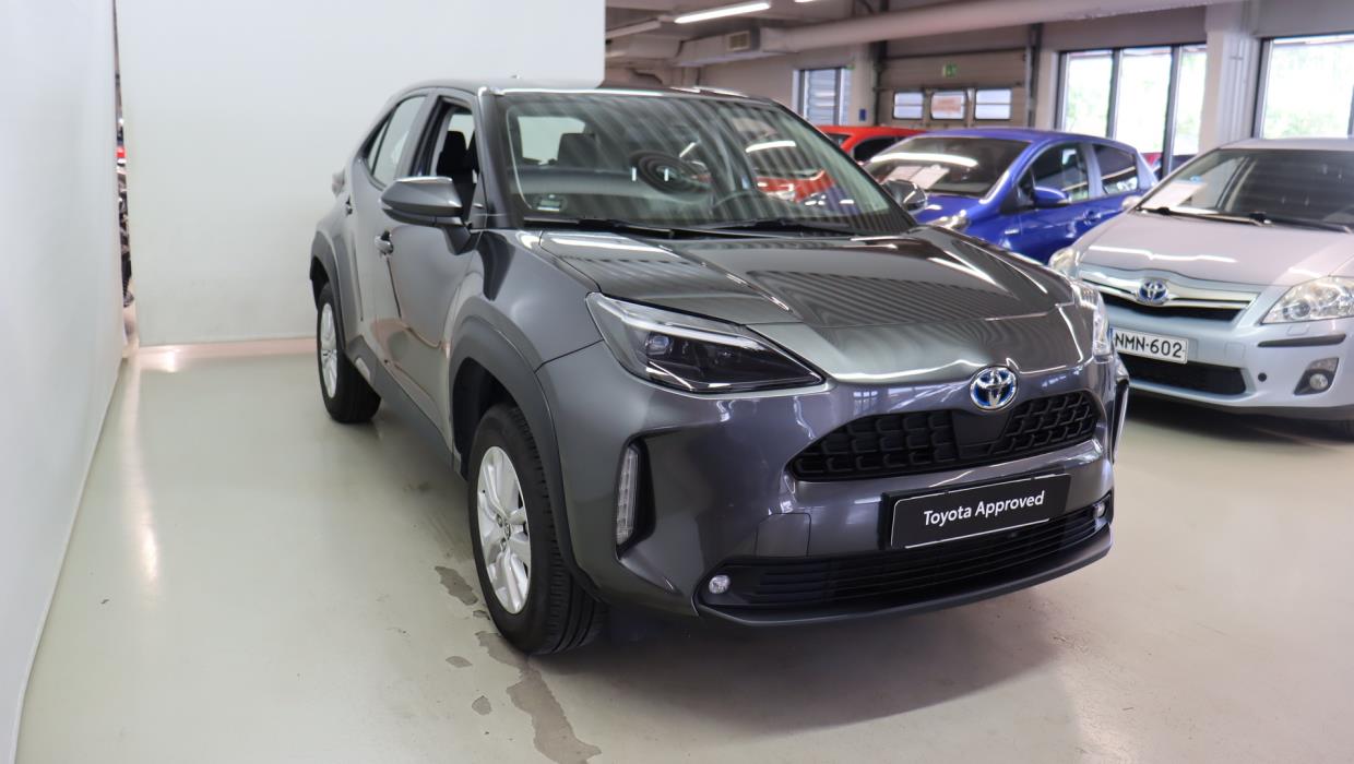 TOYOTA Yaris Cross 2023