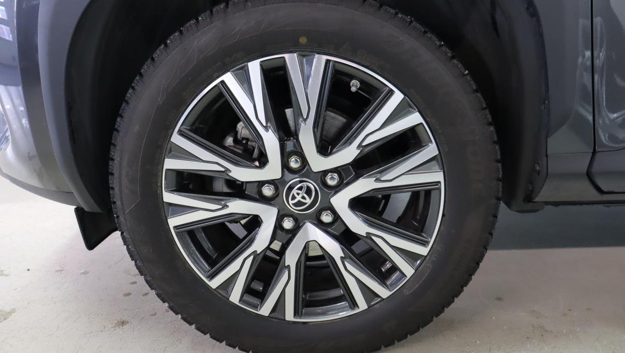 TOYOTA Yaris Cross 2024