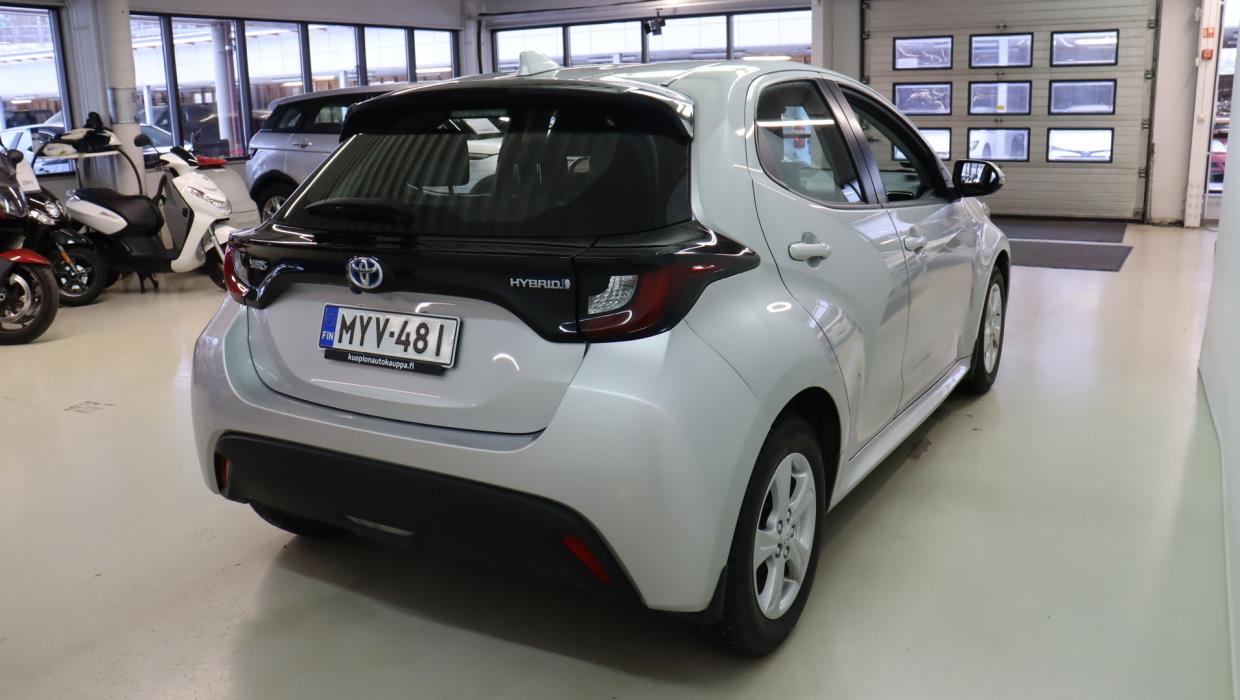 TOYOTA Yaris 2020