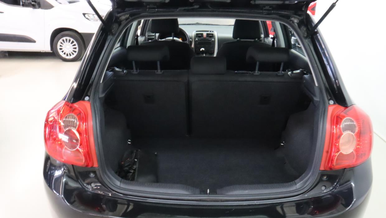 TOYOTA Auris 2007