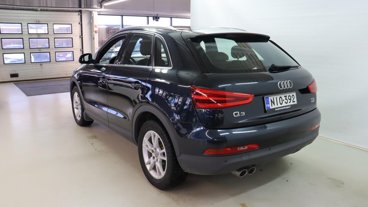 AUDI Q3 2012